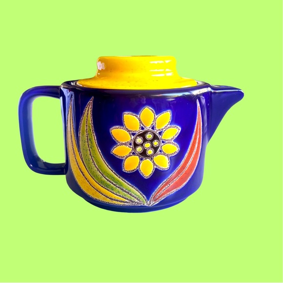 1960’s Equador Hand Painted Artesa Tea Pot Sunflower Design - Picture 2 of 7